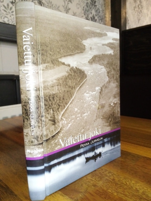 Pekka Jurvelin :  Vaiettu joki ( SIGNED)  SIS POSTIKULU