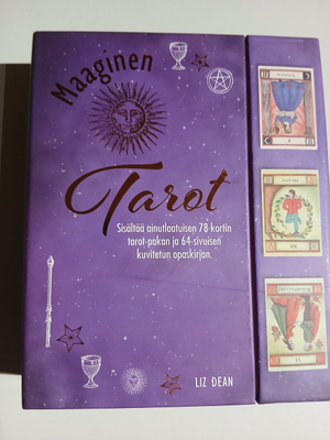 Maaginen tarot kirja + kortit