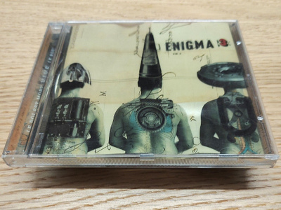 ENIGMA – Le Roi Est Mort, Vive Le Roi! CD
