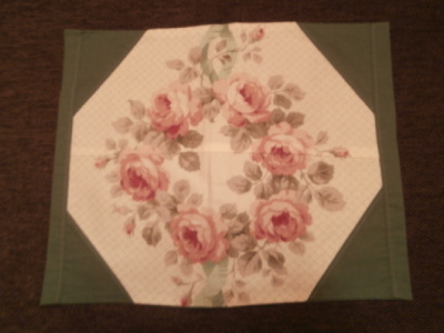 TYYNYNPÄÄLLINEN  26. RUUSUKÖYNNÖS