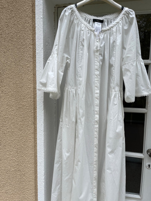 UUSI IHANA MAX MARA PITKÄ VALKOINEN MEKKO (ovh 375 €)