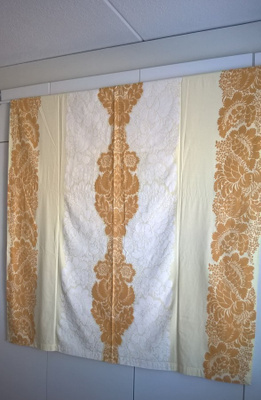 Marimekko - Ananas - pöytäliina 155x235 cm
