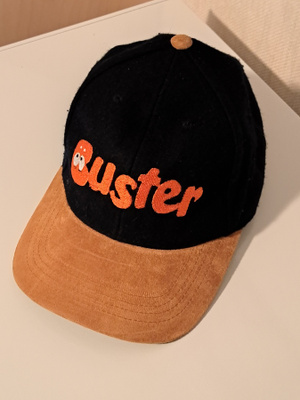 Buster -lippalakki