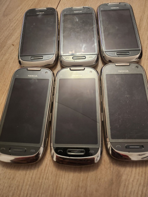 6kpl nokia C7 puhelinta