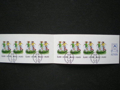 FDC-leimattu postimerkkivihko Tyttöfutis 2007 - LaPe V2