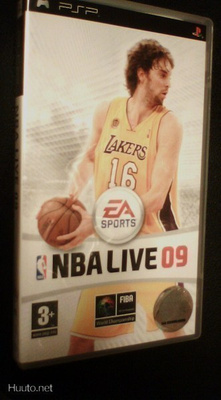 PSP NBA LIVE 09 peli (Sis.postikulut)