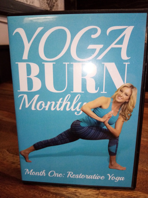 4dvd YOGA BURN MONTHLY ( SIS POSTIKULU)