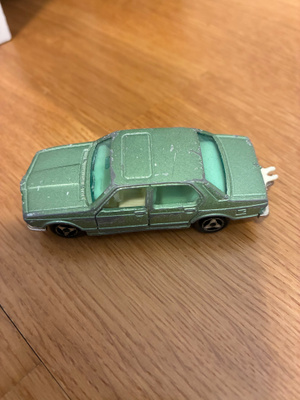 BMW Majorette pikkuauto 1/64