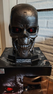 Terminator salvation skull blu ray