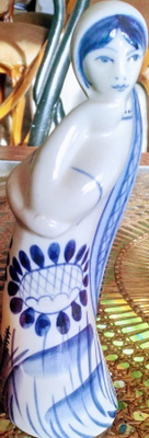 Nais figuriini