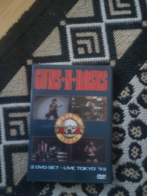 GUNS N ROSES Live In Tokyo 92