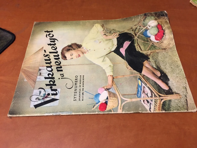 VIRKKAUS JA NEULETYÖT LEHTI 3/1952 HYVÄ