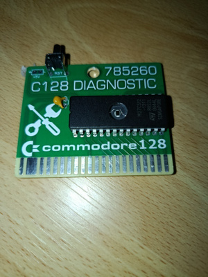 C128 Test Cartridge 785620 reset-painikkeella