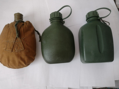 Kenttäpulloja 1 Ukranalainen/Venäjä 2 SA Suomen Armeija