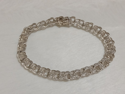 Hopeinen bismarck ranneketju Hr 835S