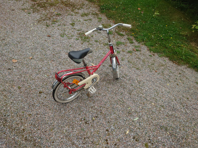 Helkama lasten pyörä 16"