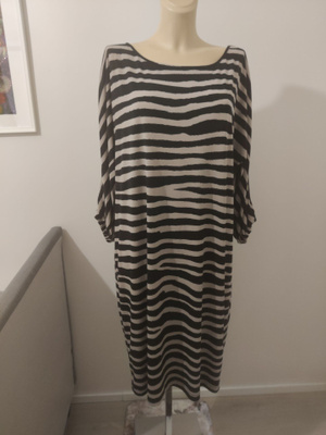Mekko koko XXL/16 W Calvin Klein