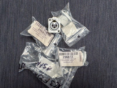 Neutrik NC3FD-LX-WT XLR female receptacle (4 kpl)