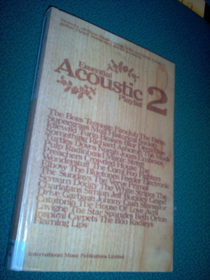 ESSENTIAL ACOUSTIC PLAYLIST 2 (Sis.postikulut )