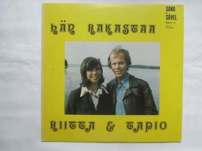 Riitta  & Tapio: Hän rakastaa   LP     Gospel