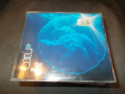 CDM ACCU ft LAURA NÄRHI **OUT OF THE BLUE **