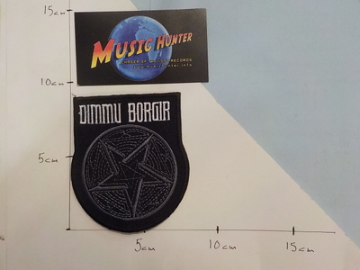 DIMMU BORGIR UUSI HIHAMERKKI +