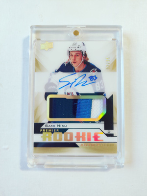Sami Niku - 18-19 Premier Rookie Auto Patch /99
