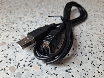 USB Latauskaapeli GBA SP & NDS (UUSI)