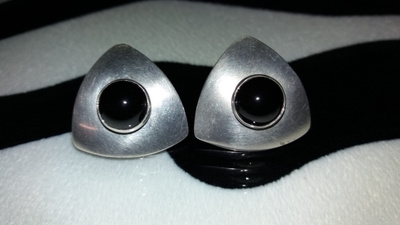 Vintage hopeaa korvakorut musta kivi Sterling