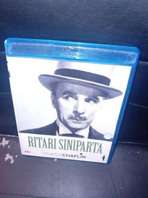 Blu-ray Ritari Siniparta  ( SIS POSTIKULU )