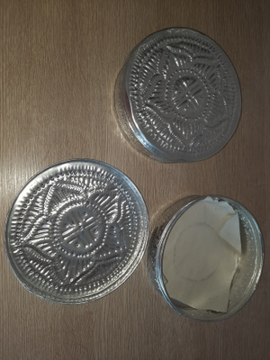 Koristeellinen pyöreä rasia halkaisija 17cm