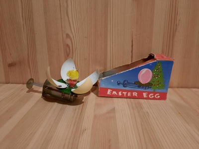 Vintage Easter egg vanha hyrrä lelu