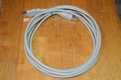 3m pitkä USB laitekaapeli