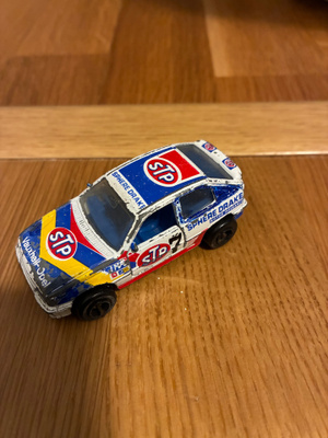 Opel Kadett Matchbox pikkuauto n 1/64