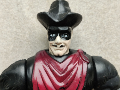 Zorro nukke vanhempi