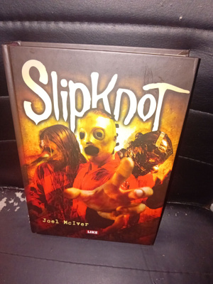 Joel McIver : Slipknot ( SIS POSTIKULU )