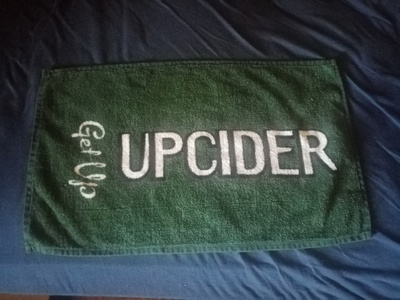 Upcider baaripyyhe