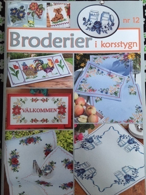 Ristipistokirjanen Broderier i korsstygn 12