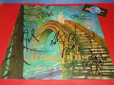 AMORPHIS BORDERLAND BOOKLET KOKO BÄNDIN NIMMAREILLA