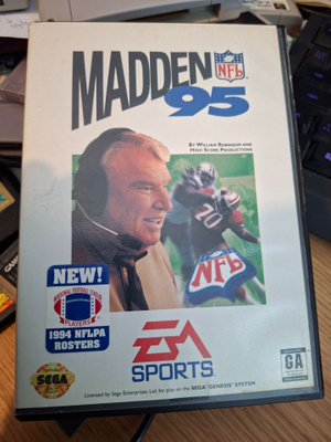 Sega Genesis Madden 95 + kotelo + ohjeet