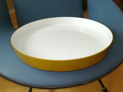 Harvinainen 1970-luvun ø40 cm akryylitarjotin
