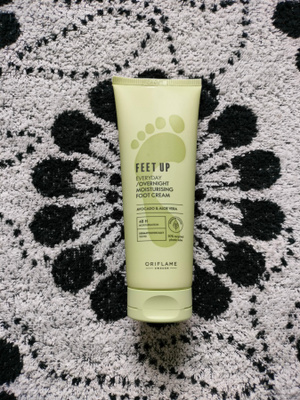 ~Oriflame Moisturising -yöjalkavoide~