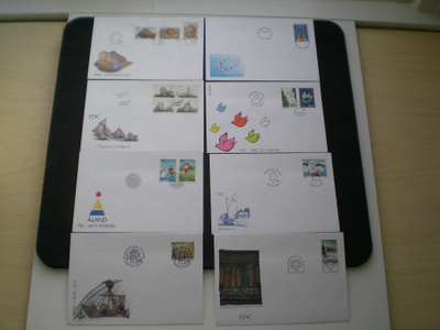 Vuoden 1995 KAIKKI FDC-kuoret - LaPe 24,00 €