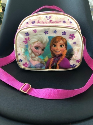 Frozen Anna ja Elsa laukku 23x14x20