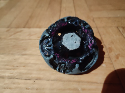 Beyblade gravity destroyer -hyrrä