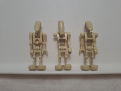 LEGO Droidit
