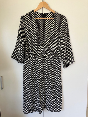 Zizzi uusi mekko XL