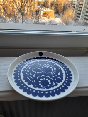 Esteri lautanen
