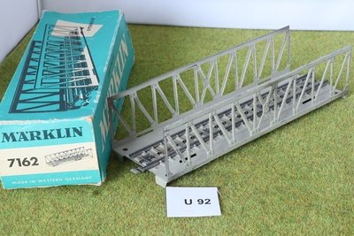 #U92 Märklin 7162 suora silta metalli