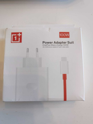 Alkuperäinen OnePlus 100W SuperVOOC USB A - C laturi ja 1m